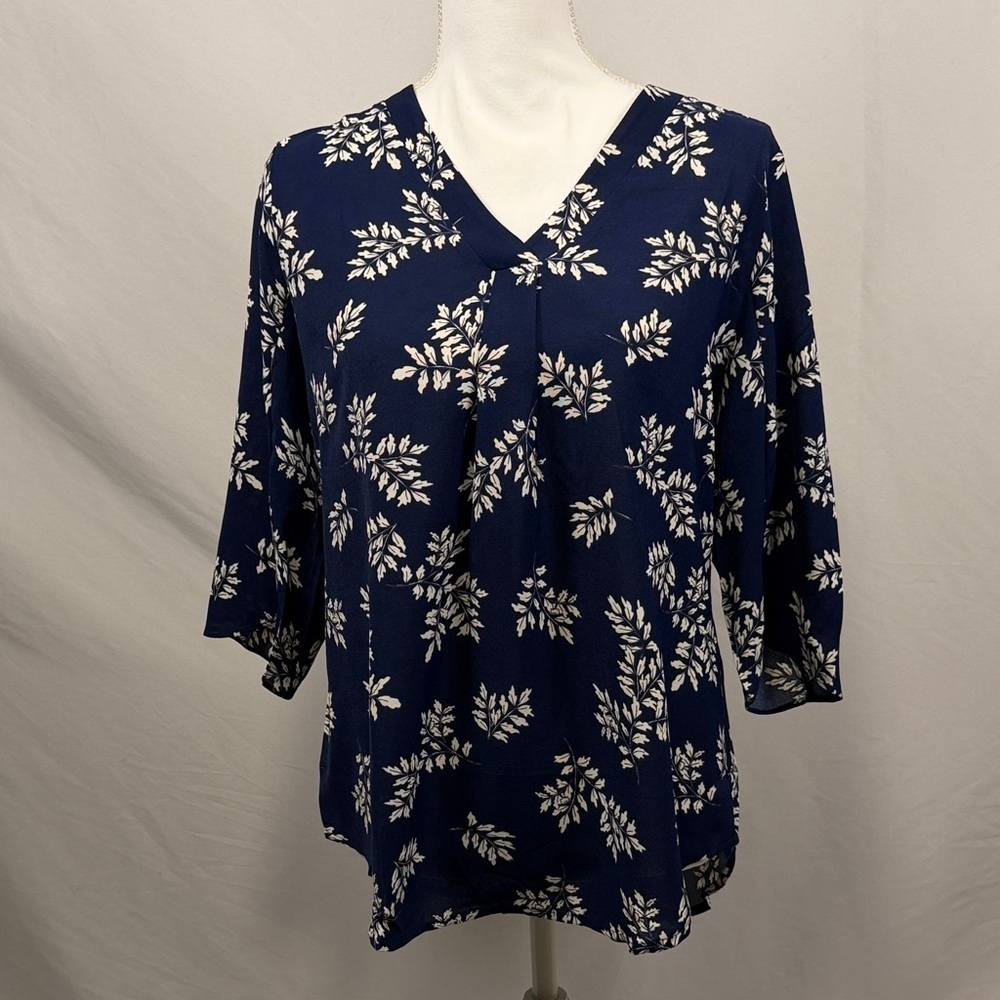 Navy Blue Floral Women's Top Size Medium